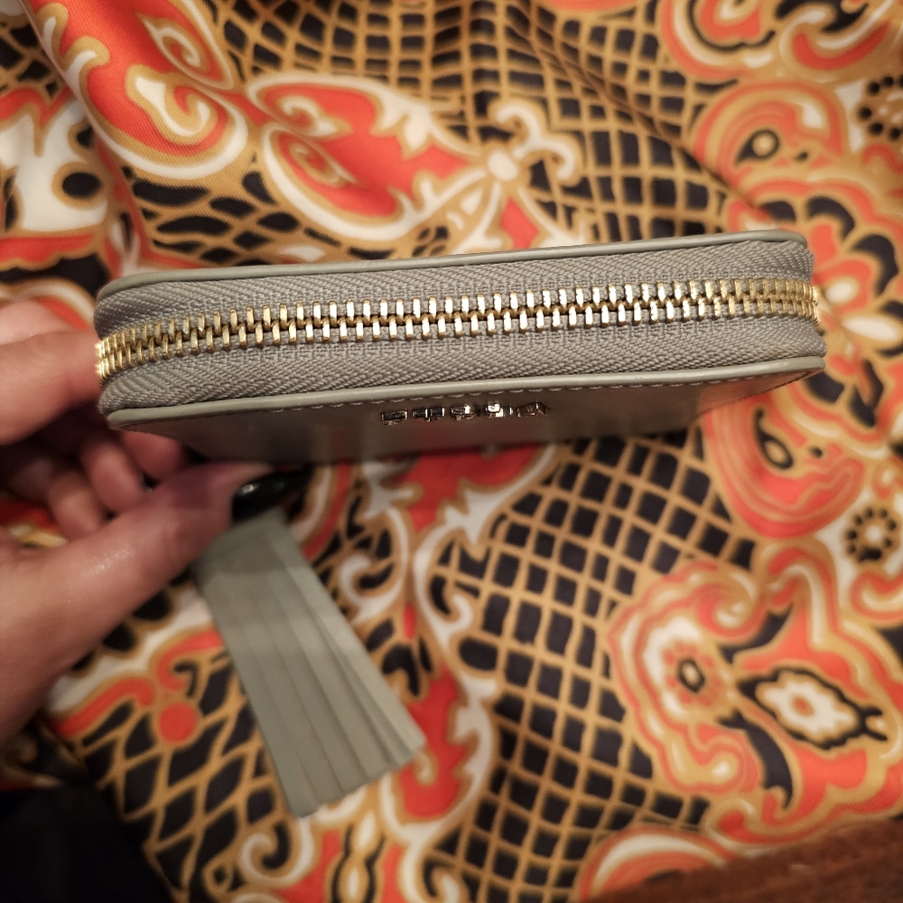 Grey Furla zippy wallet w/tassle #preloved - Picture 3 of 12